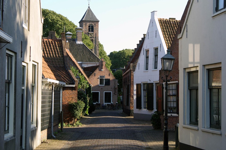 Oud-Velsen.