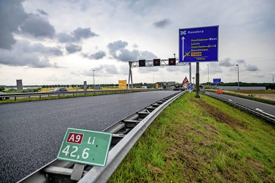 Zes weken lang werkten aannemer Boskalis en Rijkswaterstaat aan de A9 tussen Velsen en Badhoevedorp.