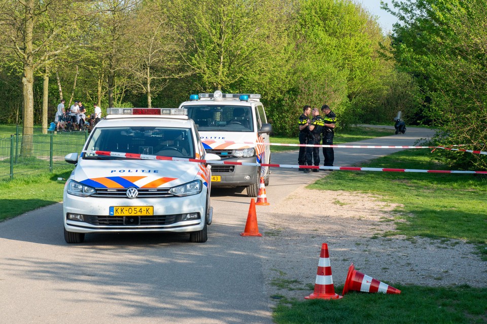 Bij de Toolenburgerplas in Hoofddorp werd ruim vier jaar geleden een 16-jarige jongen in zijn borstkas geschoten.