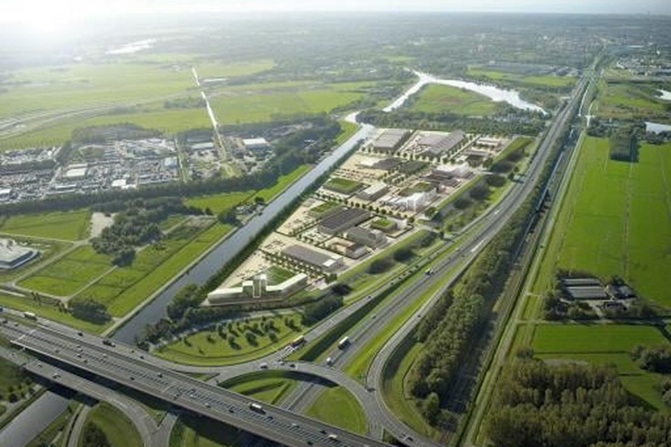 Een oud plan voor het Polanenpark, waar Rutte Recycling was gevestigd. Links boven in beeld de locatie voor de biomassacentrale.