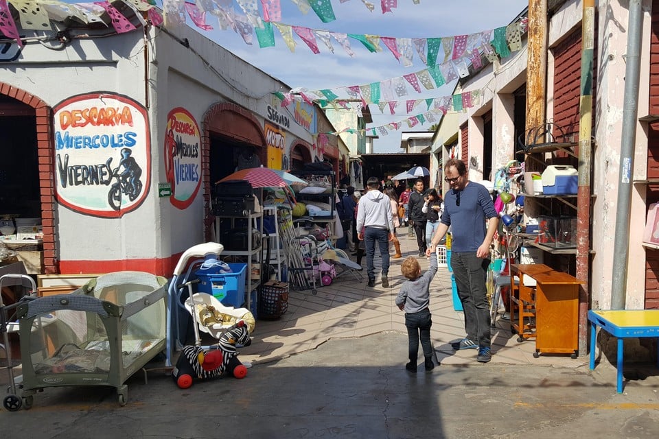 Meij bij een markt in Tijuana