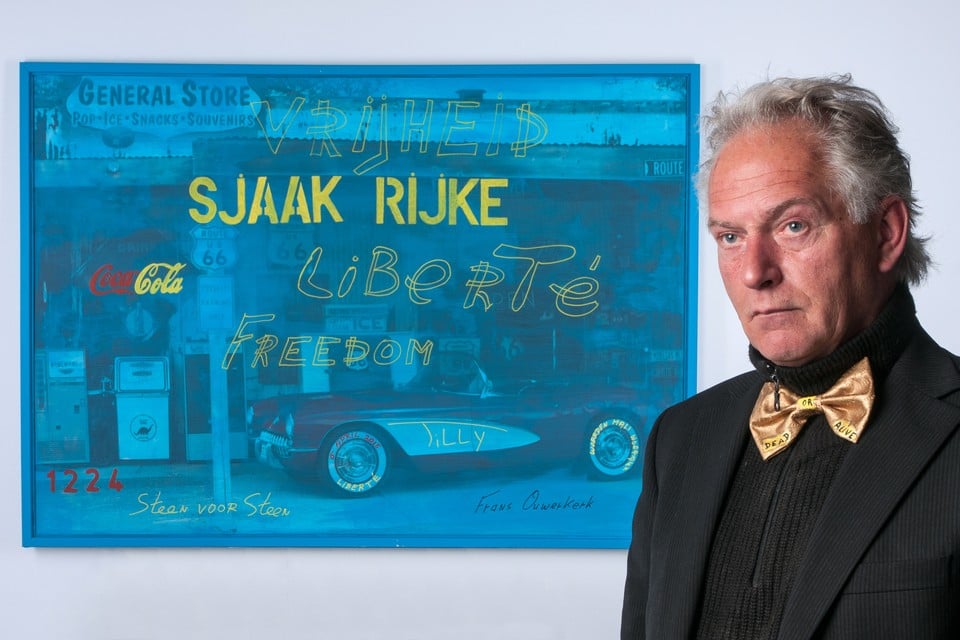 Hoofddorper Frans Ouwerkerk heeft een kunstwerk gemaakt voor oud-collega Sjaak Rijke, die zo’n 3,5 jaar werd vastgehouden door Al Qaida. Foto: Martien de Bock