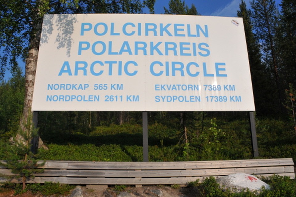 De poolcirkel nabij Jokkmokk in Zweedse Lapland.  (Foto: Jaap van Splunter) 