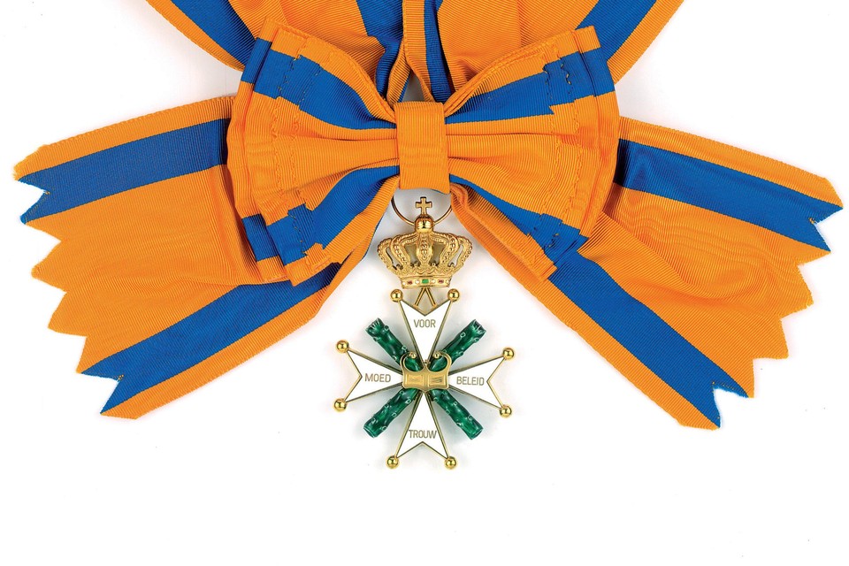 Ridder-Grootkruis is de hoogste onderscheiding in de Orde van de Nederlandse Leeuw.