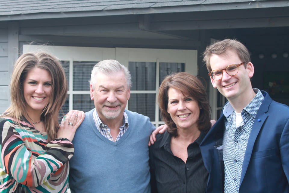 Joyce de Ruiter met vader Gerard, moeder Joke en broer Marc Bleijenbergh.