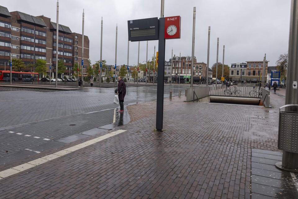 Het Stationsplein in Haarlem.
