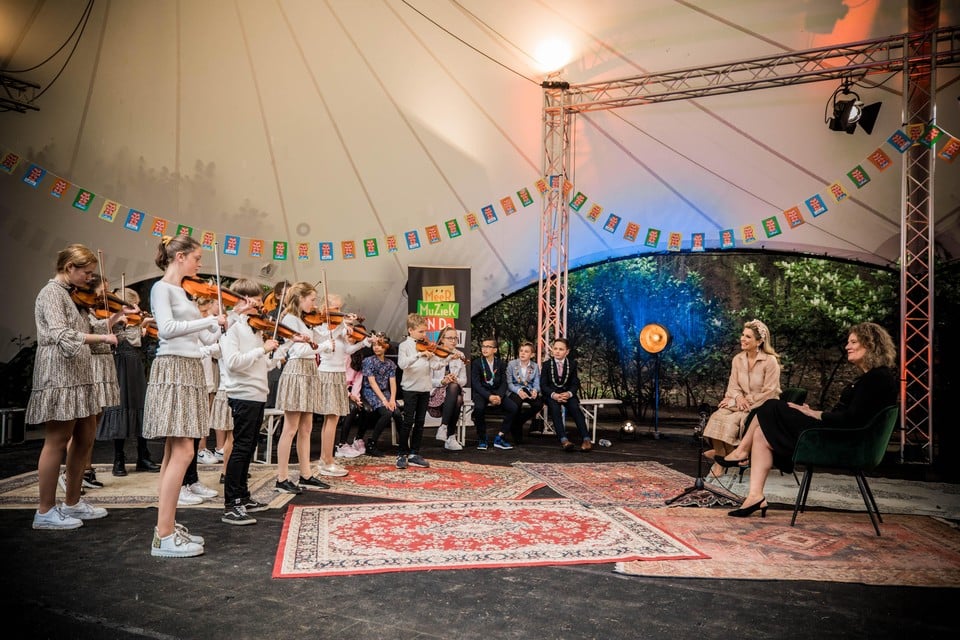 Een optreden van scholieren uit Stichtse Vecht, waar het project Méér Muziek in de Klas inmiddels aardig op stoom begint te komen.