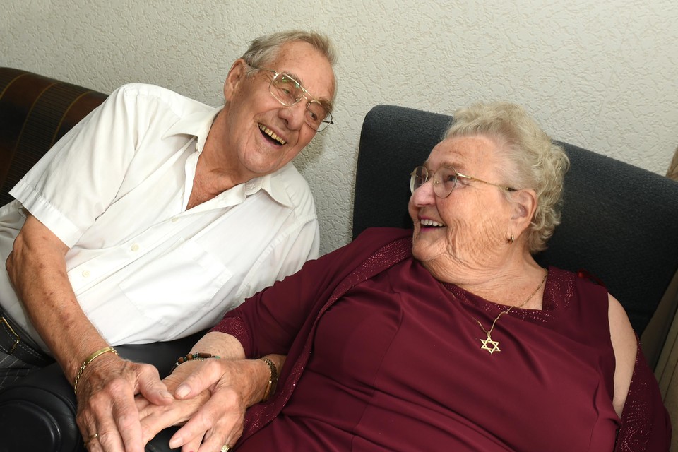 Het echtpaar Dirk en Johanna van den Berg heeft ook na hun werkzame leven genoten.