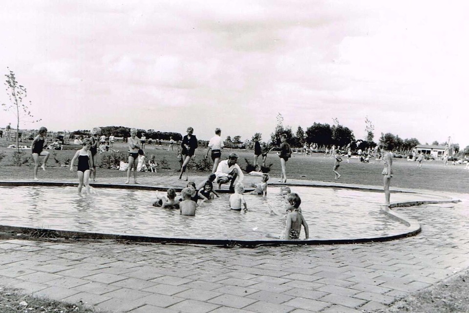 1963, pierenbadje van De Zien.