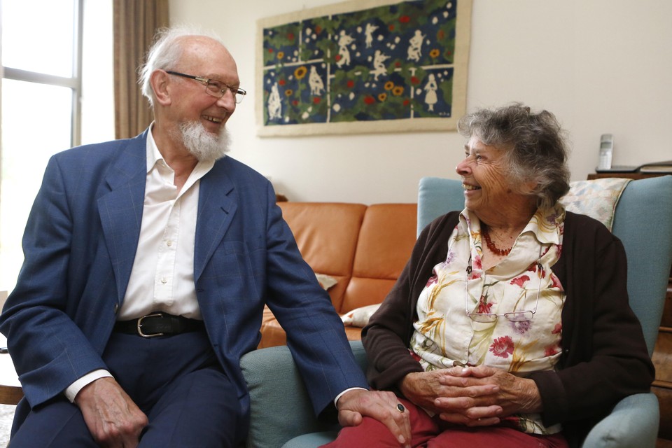 Na zestig jaar huwelijk zijn Jan (91) en Caroline (89) Ingen Housz nog steeds dol op elkaar. „We zijn erg bevoorrecht.”