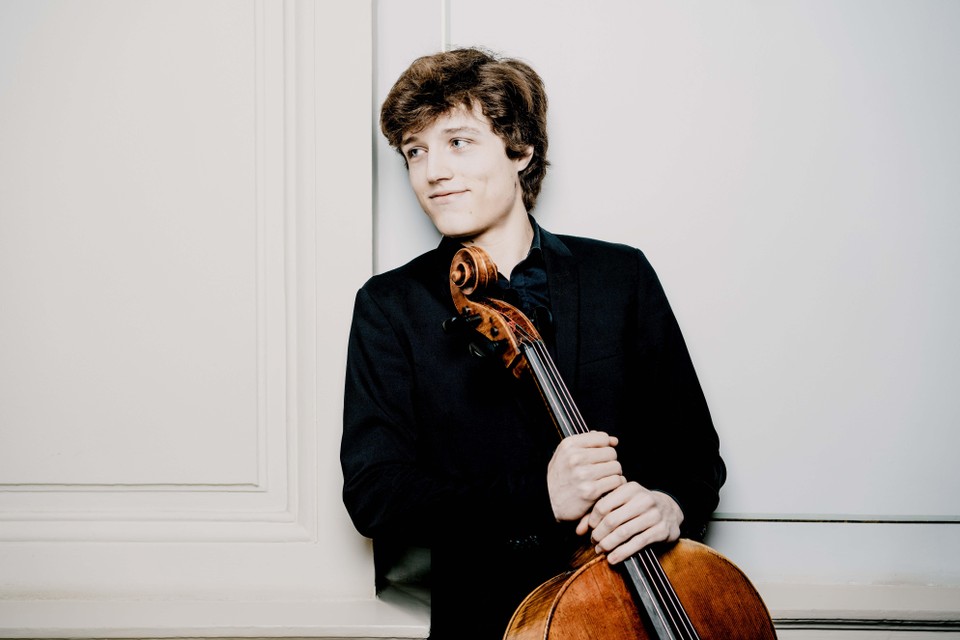 Cellist Alexander Warenberg.