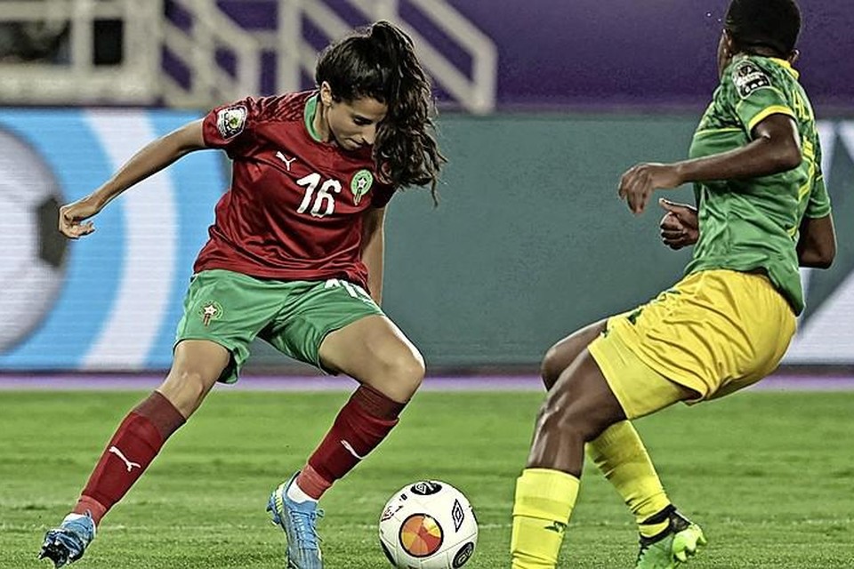 Samya Hassani in actie voor Marokko in de finale tegen Zuid-Afrika.