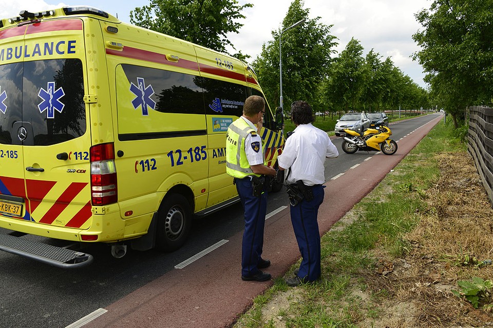 Motorrijder gewond bij ongeval in Vijfhuizen. Foto: Eric van Lieshout