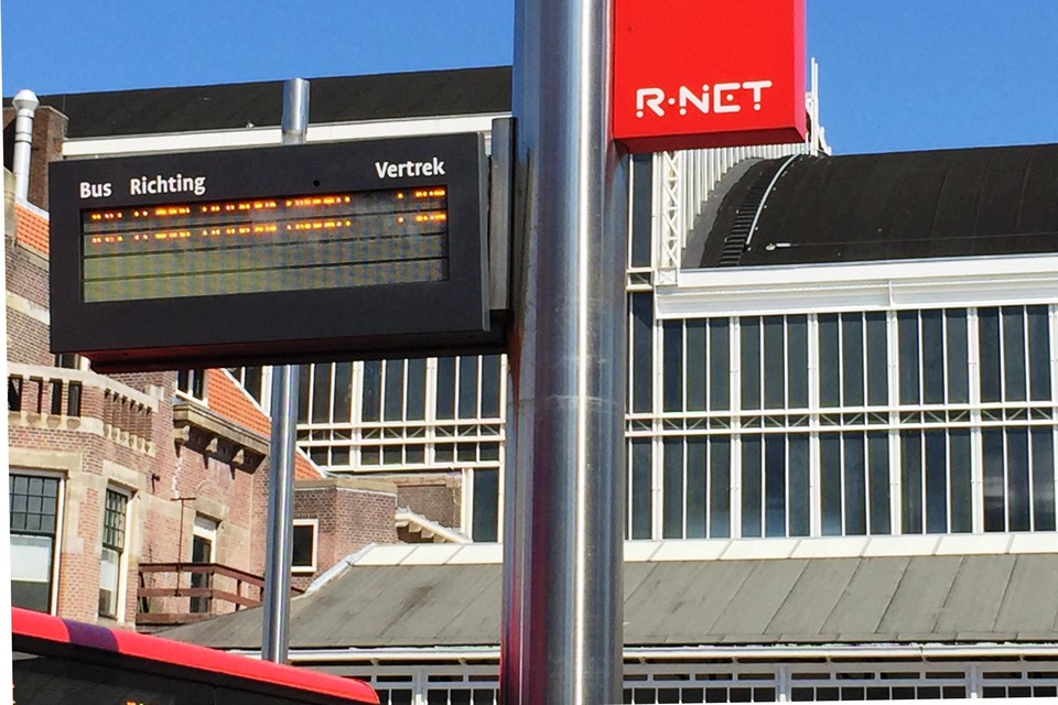 R-Net halte bij het Haarlemse station.