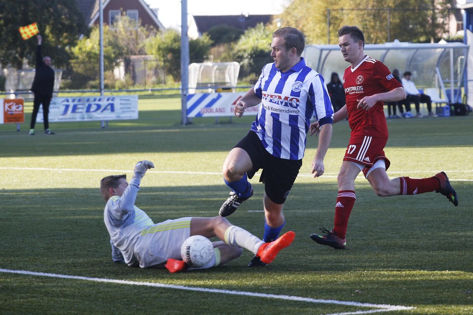 ’s-Graveland in duel met Sporting Almere.