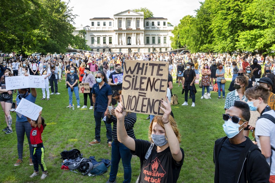 De Black Lives Matter-demonstratie in de Hout op 17 juni. Orlando Koomen was daar een van de sprekers.