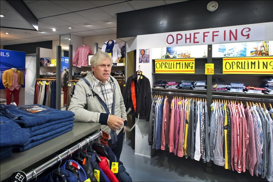 Wim Speetjens in de winkel. Foto United Photos/Paul Vreeker 