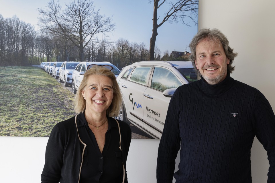 Martine van Calcar en Richard Hop van Vervoer Gooi en Vechtstreek zijn blij met de prestaties die het bedrijf in het eerste jaar van zijn bestaan heeft neergezet.
