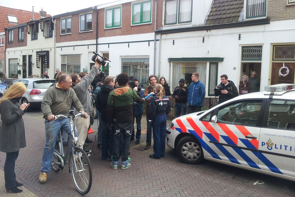 Woningen Bakkerstraat Hilversum ontruimd wegens explosief. Foto Studio Kastermans