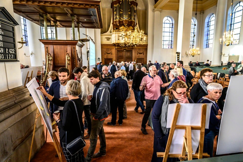 De algemene ledenvergadering 2020 van de wijkraad Vijfhoek in de Nieuwe Kerk.