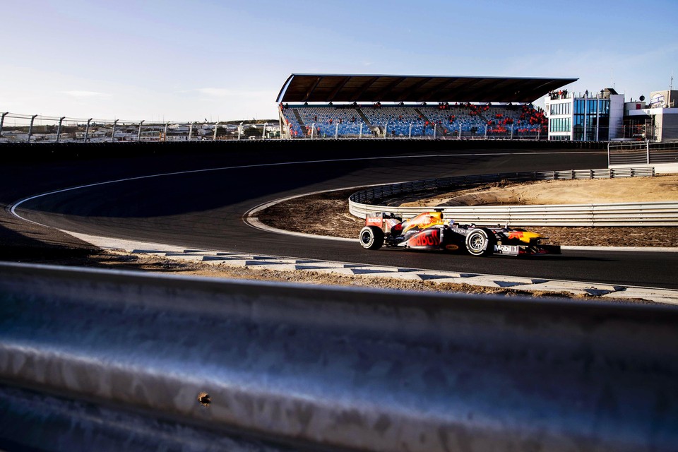 Kort nadat Max Verstappen de vernieuwde baan had geopend begin maart ging het circuit in lockdown.