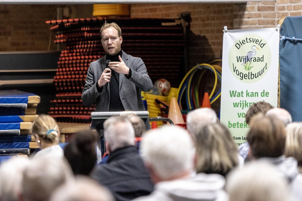 Maarten Wiedemeijer: ’De auto is nu te dominant in Haarlem. Er moet ruimte komen voor groen, fietsers en voetgangers.’