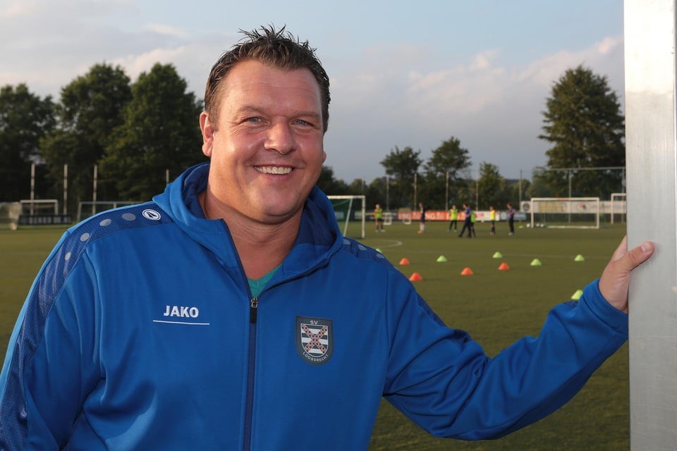 De nieuwe Loosdrecht-trainer Roy Versluis.
