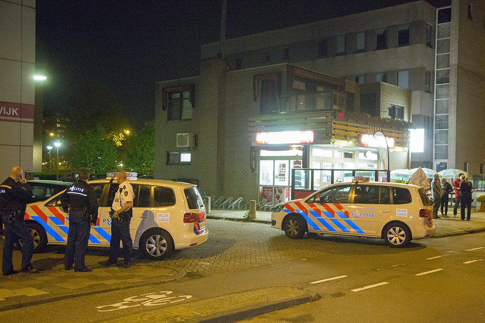 Weer gewapende overval op snackbar Friet van Piet in Haarlem. Foto: Michel van Bergen