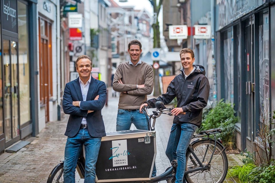De krachten achter het nieuwe platform Lokaal Ideaal: Meynald Weerman (links) en Maarten Zijlstra (midden).