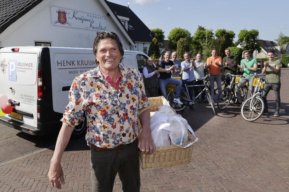 Henk Kruijmer stopt na vijftig jaar met broodventen.