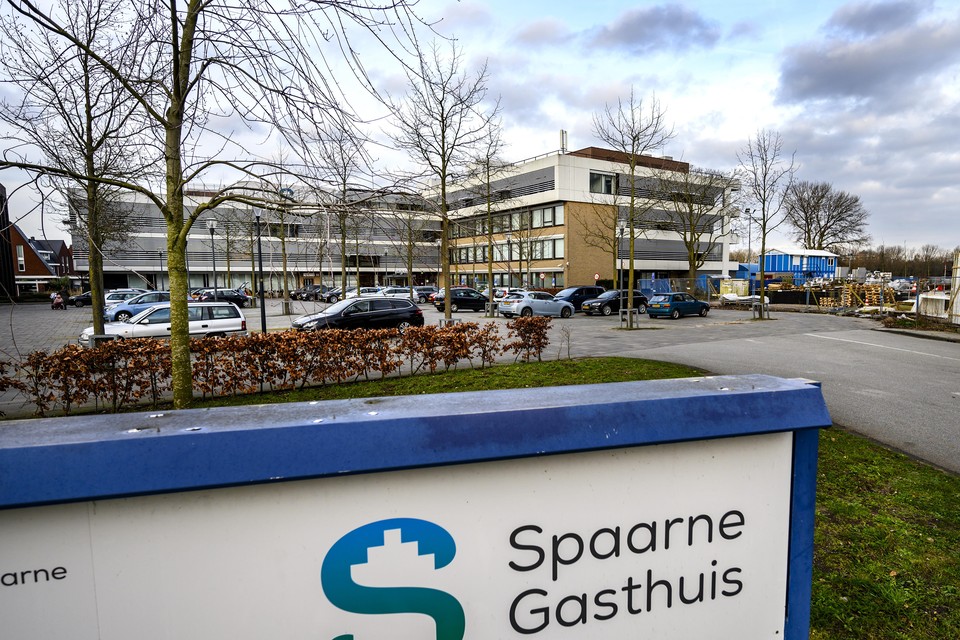 Het Spaarne Gasthuis in Heemstede staat te koop.