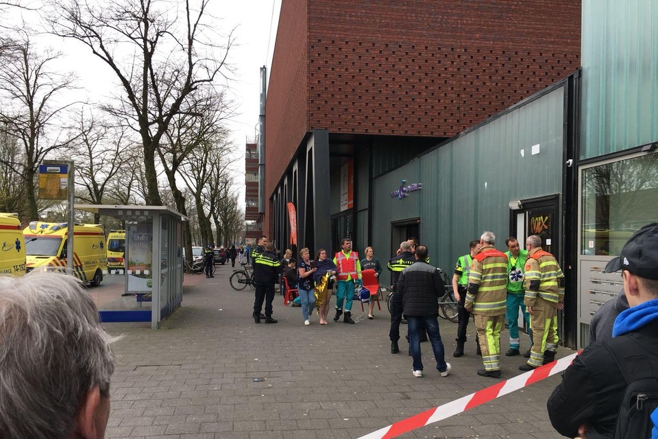 Veel brandweer en ambulances voor De Lieberg.