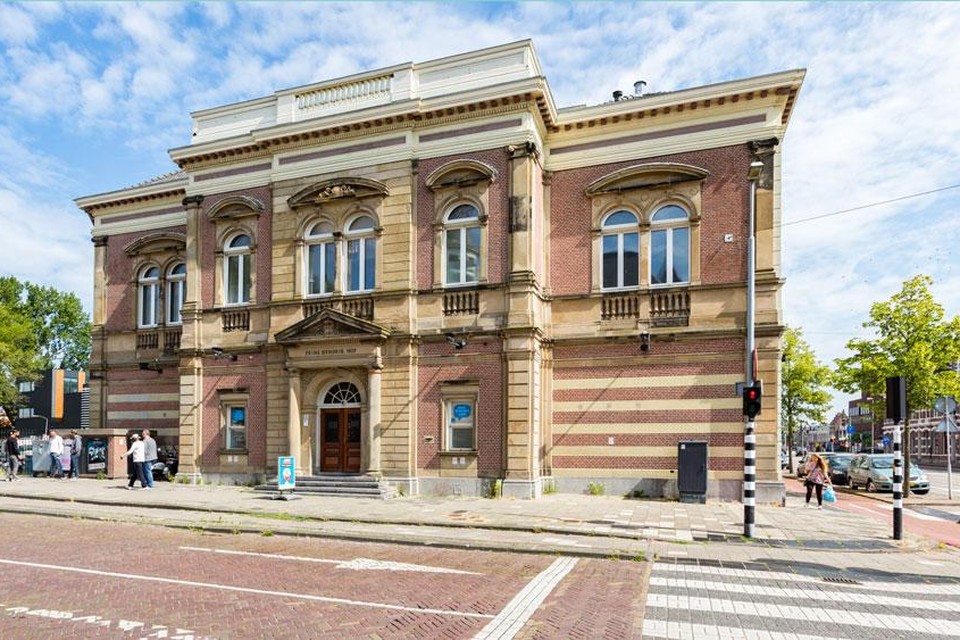 In oktober vroeg de ontwikkelaar een vergunning voor de bouwplannen van het hotel in het Prins Hendrikhof aan bij de gemeente.