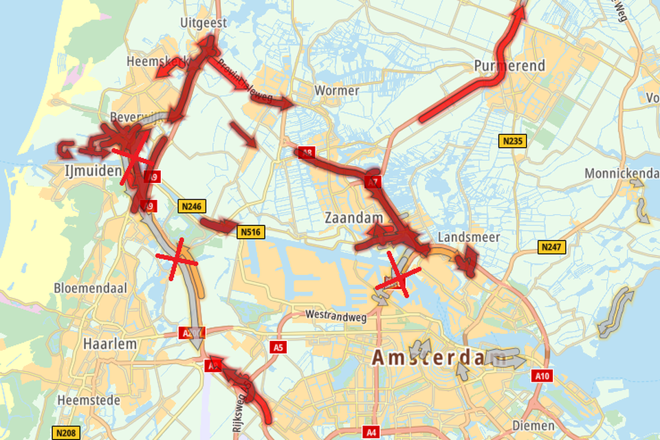 Grafische weergave van het vastgelopen verkeer rond de IJmond en Amsterdam.