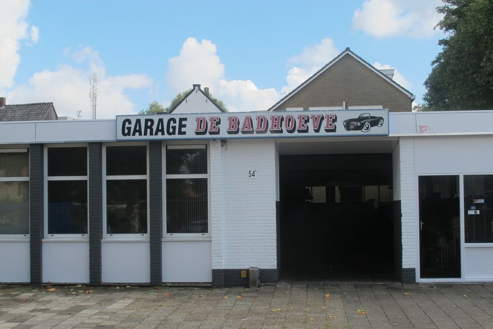 Garagebedrijf De Badhoeve, waar de overval plaatsvond. Foto HDC Media/Joris van Venrooij