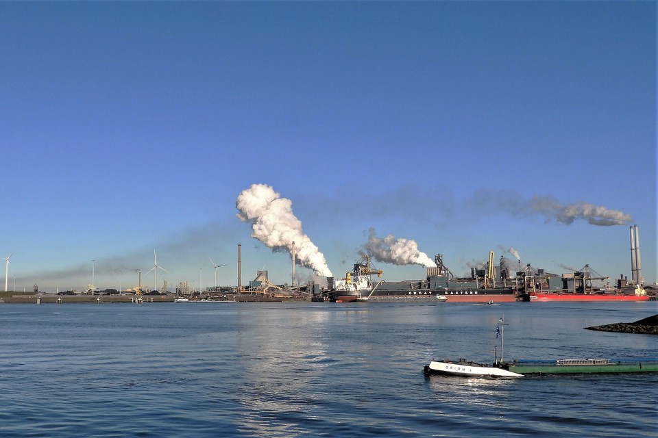 Schoorstenen en rookwolken maken plaats voor aanzienlijk groenere fabrieken op waterstof en elektriciteit.