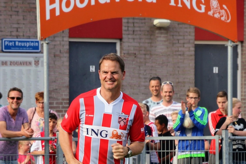 Frank de Boer in het shirt van De Zouaven.
